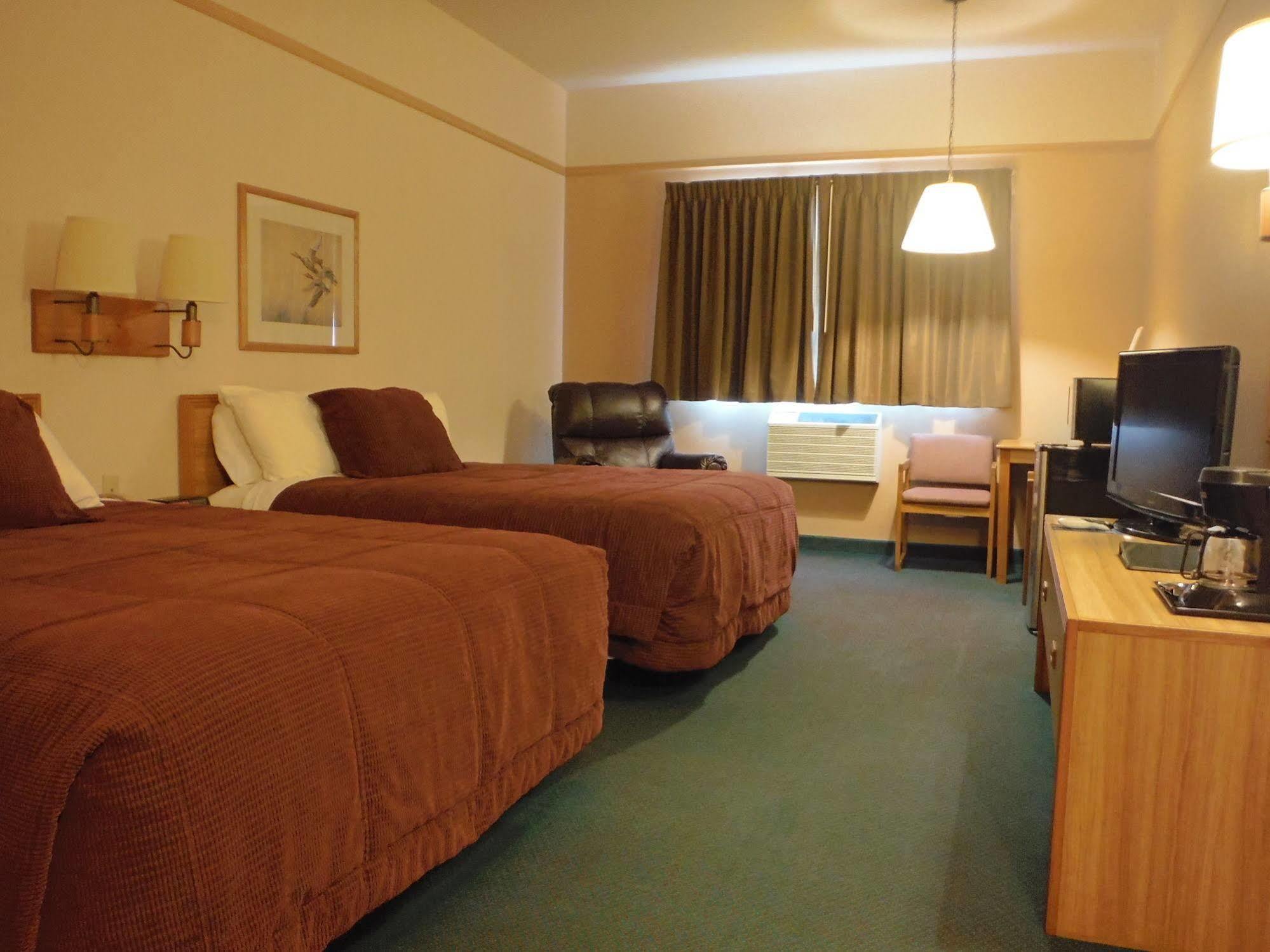 Choteau Stage Stop Inn エクステリア 写真